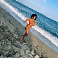 615687097: Chica busca chico en Granada