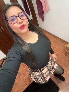 613208323: Chica busca chico en Zaragoza