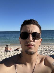 627398186: Chico busca chica en Madrid