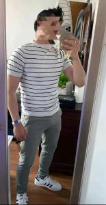 Chico busca chica en Lugo: 