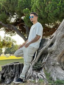 627398186: Chico busca chica en Madrid