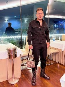 Chico busca chica en Tenerife: 