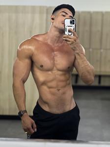 Chico busca chica en Zaragoza: 