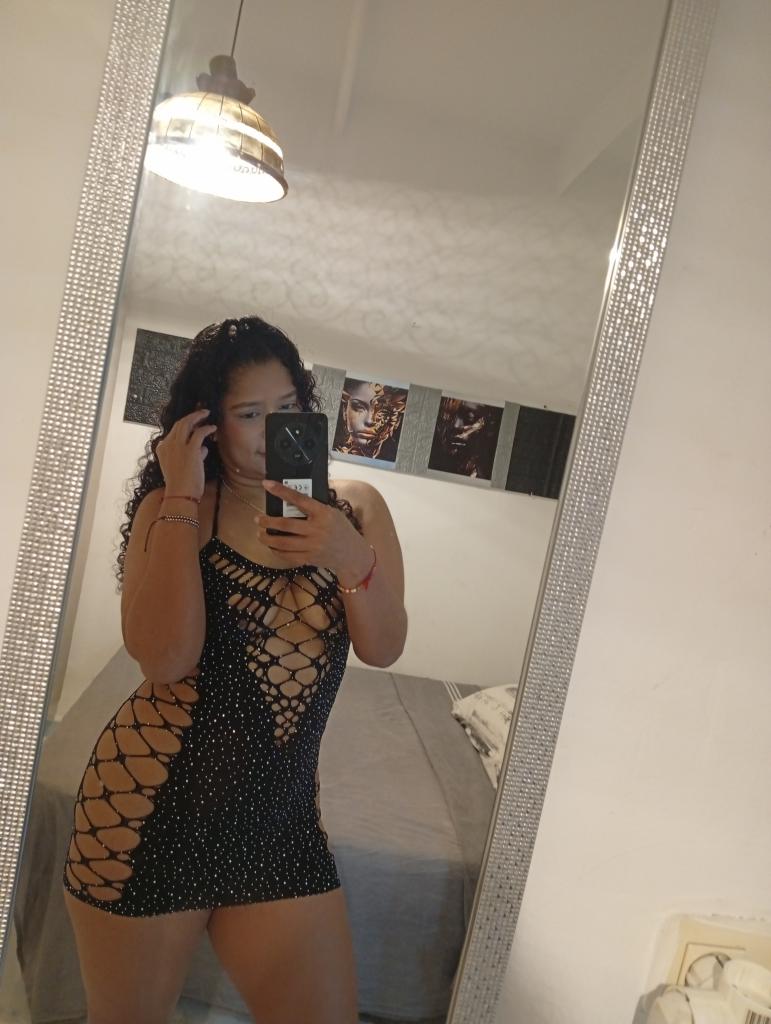 Chica busca chico en Huelva: 