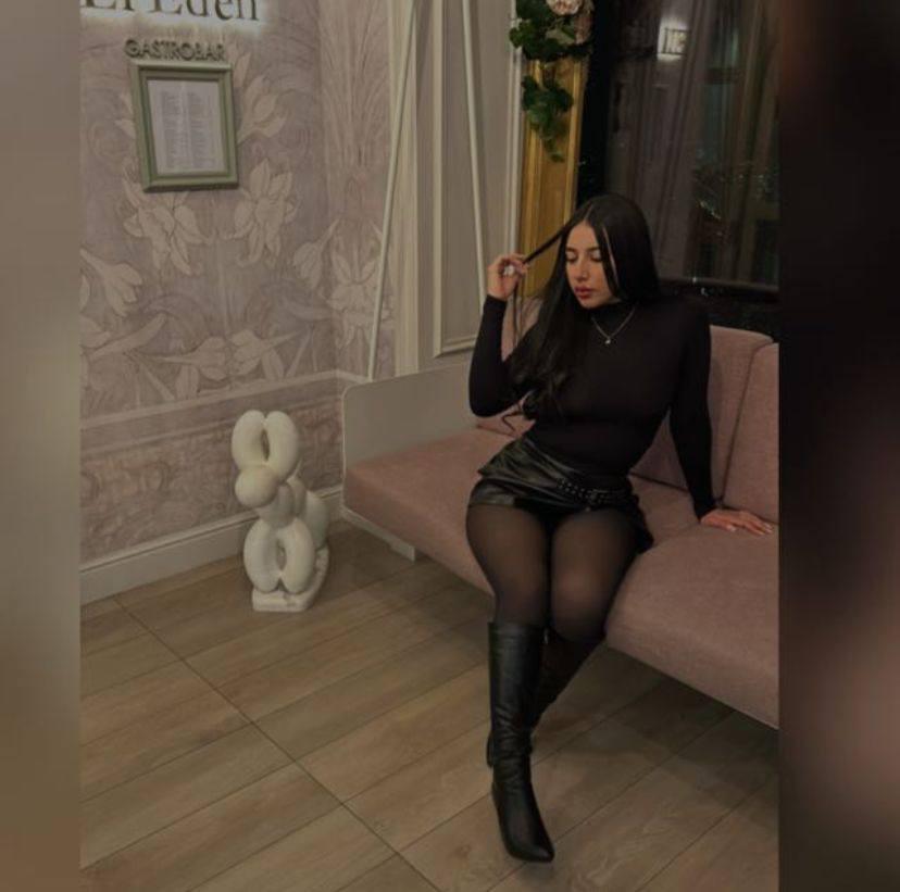 607802235: Chica busca chico en Zaragoza