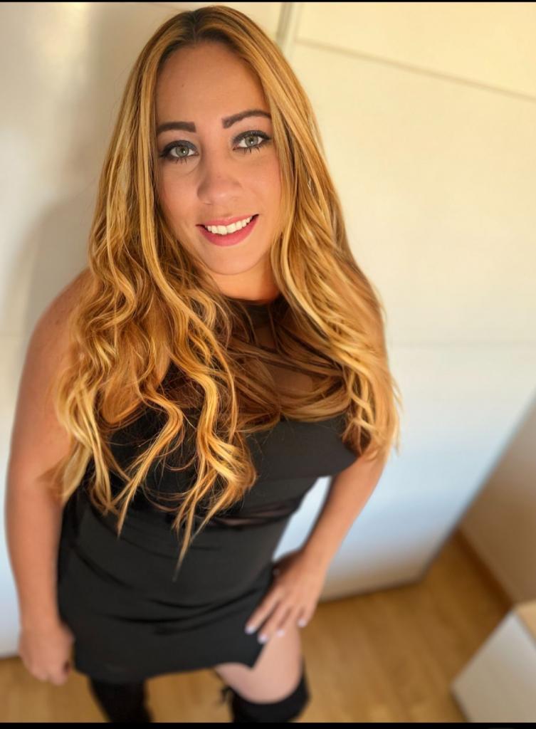 Chica busca chico en Murcia: 