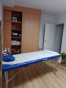 659588638: Chica busca chico en Valencia