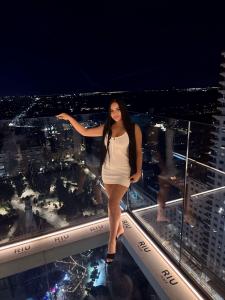 655310492: Chica busca chico en Tenerife