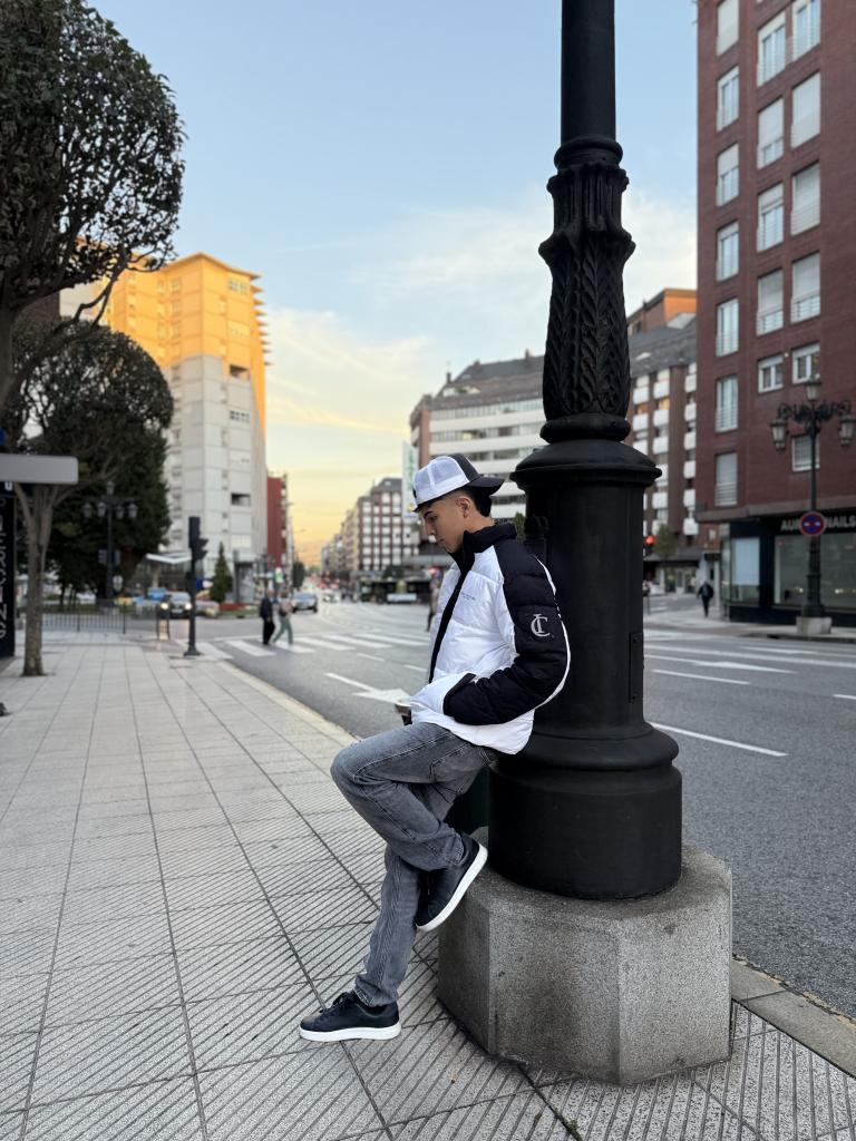 Chico busca chica en Vizcaya: 