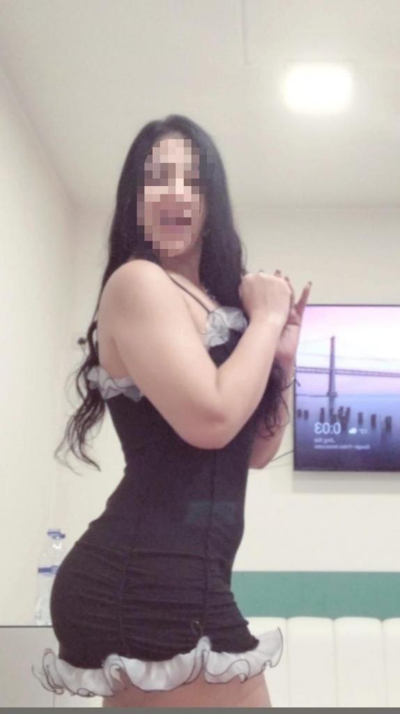 Chica busca chico en Barcelona: 