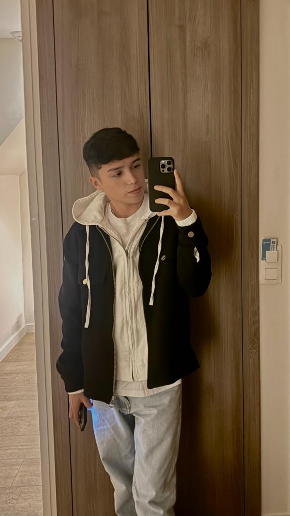 Chico busca chica en Málaga: 