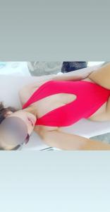 697652468: Chica busca chico en Barcelona