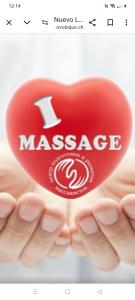 697911560: Chica busca chico en Gerona