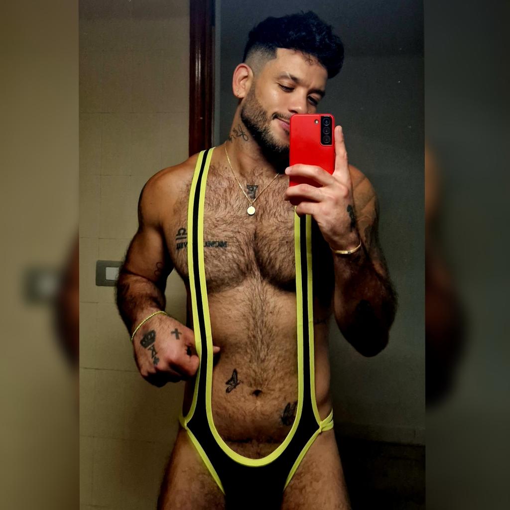 Chico busca chica en Las Palmas: 