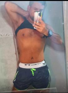 Chico busca chica en Ibiza: 