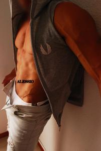 666234398: Chico busca chica en Sevilla