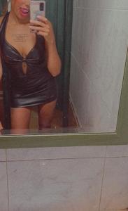 692964063: Chica busca chico en Madrid