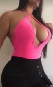 614077693: Chica busca chico en Sevilla