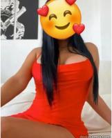 614077693: Chica busca chico en Sevilla