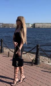 632284374: Chica busca chico en Cádiz