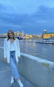 Chica busca chico en Cádiz: 