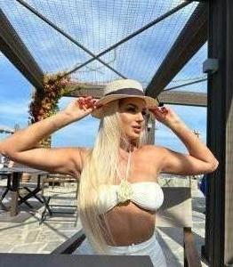 613218977: Chica busca chico en Alicante