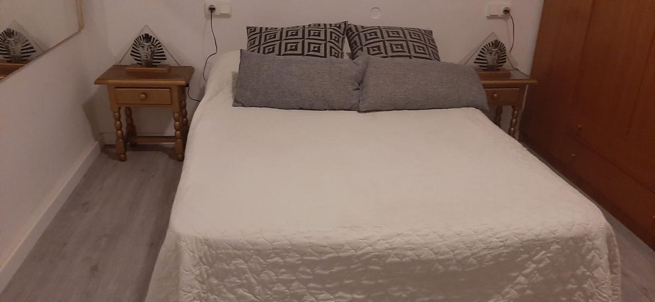 Chica busca chico en Valencia: 