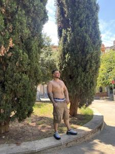 Chico busca chica en Barcelona: 