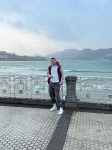 Chico busca chica en Málaga: 