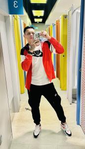 614772935: Chico busca chica en Málaga