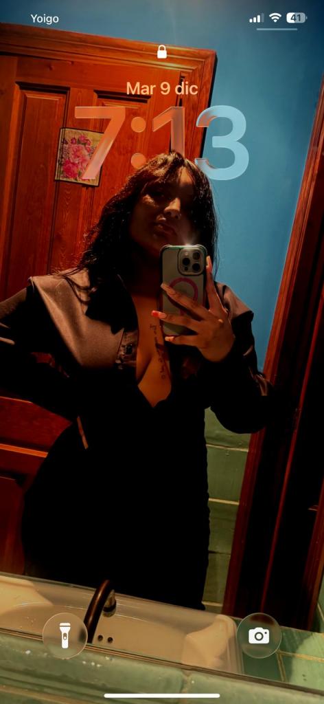 613659439: Chica busca chico en Alicante