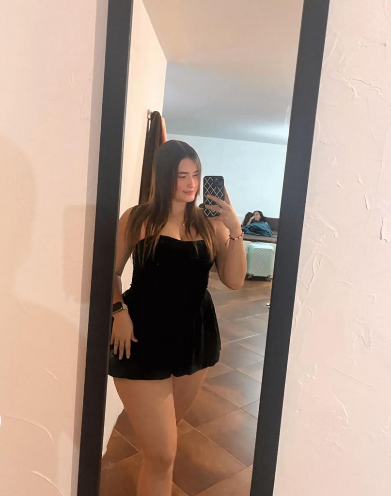 617746381: Chica busca chico en Madrid