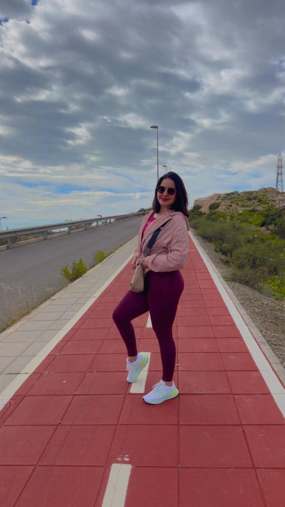Chica busca chico en Almería: 