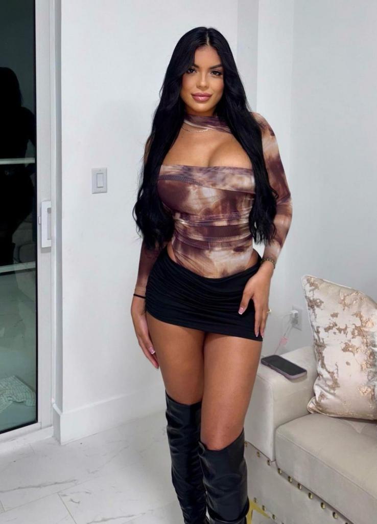 624716612: Chica busca chico en Murcia