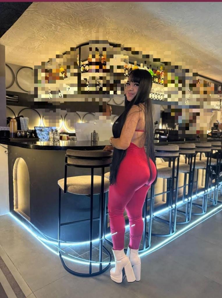 604238829: Chica busca chico en Asturias