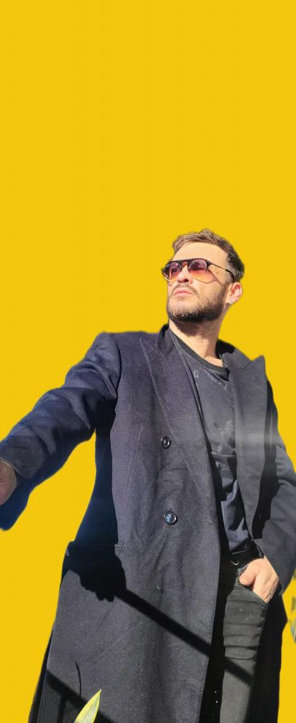 672036769: Chico busca chica en Málaga