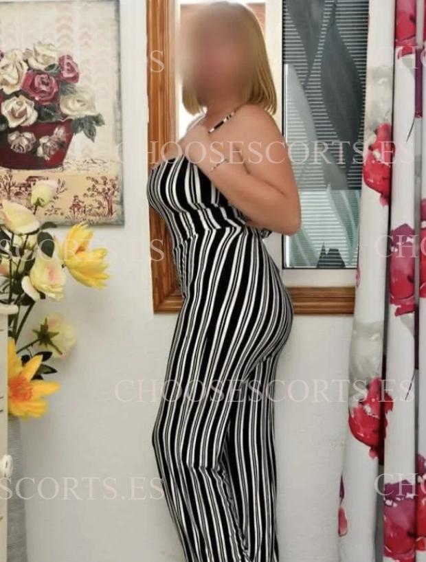 604149065: Chica busca chico en Tenerife