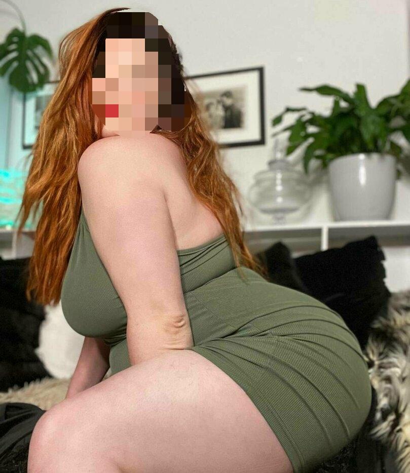 Chica busca chico en Granada: 