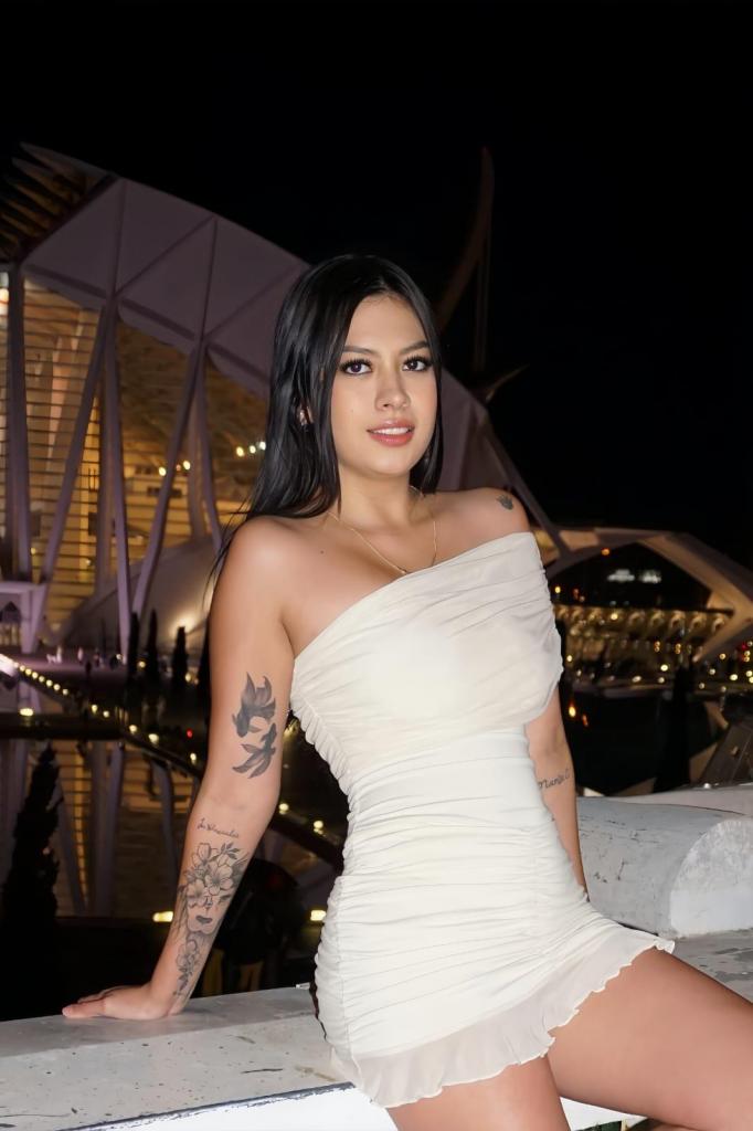 631143854: Chica busca chico en Valencia