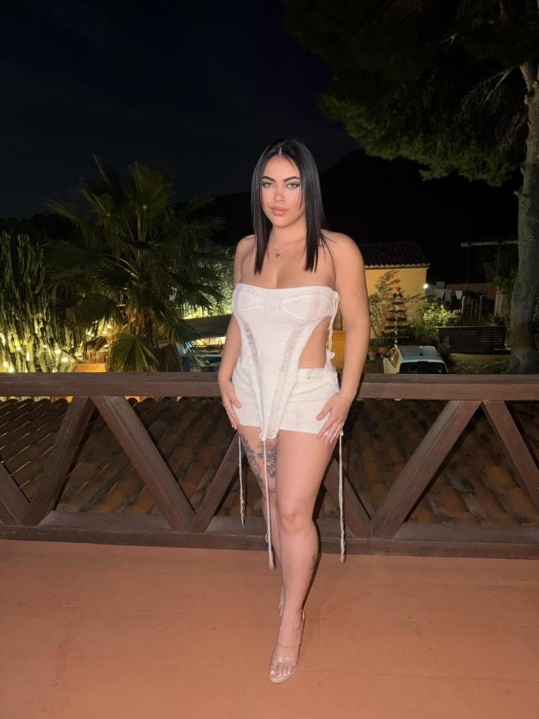 610668210: Chica busca chico en Zaragoza