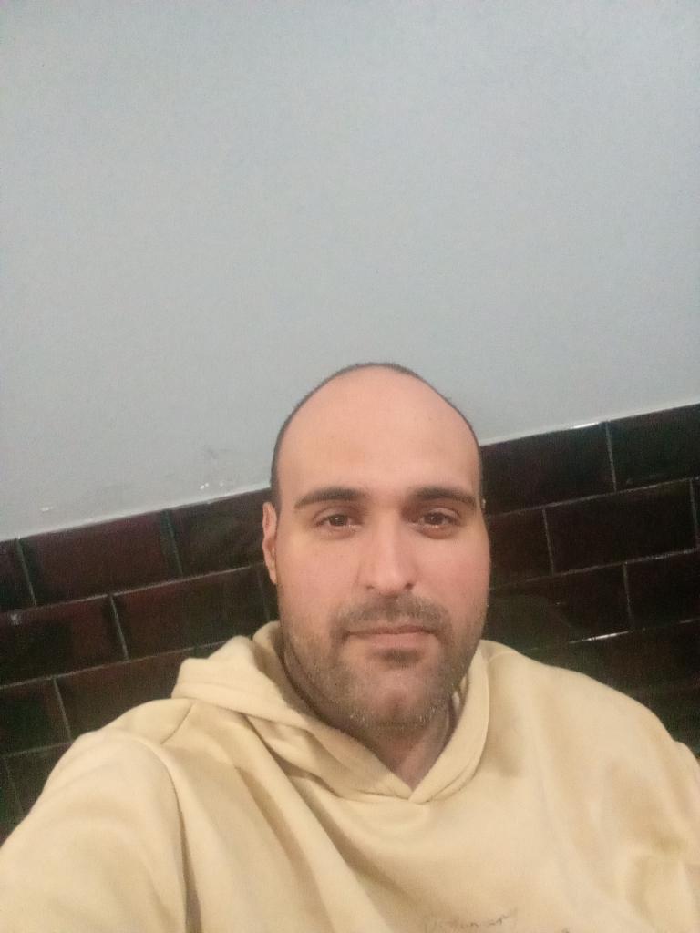 Chico busca chica en Murcia: 