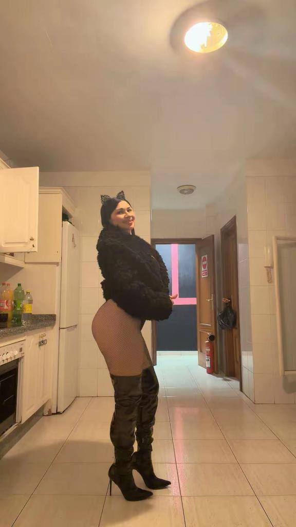 634357196: Chica busca chico en Tenerife