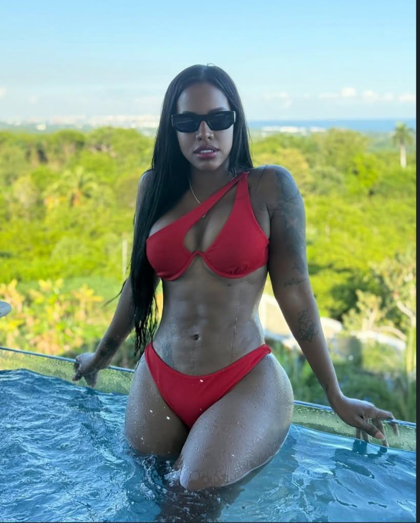 Chica busca chico en Granada: 