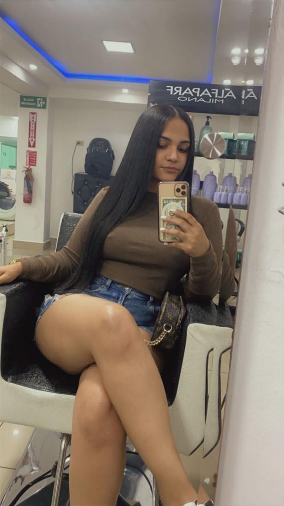 Chica busca chico en Granada: 