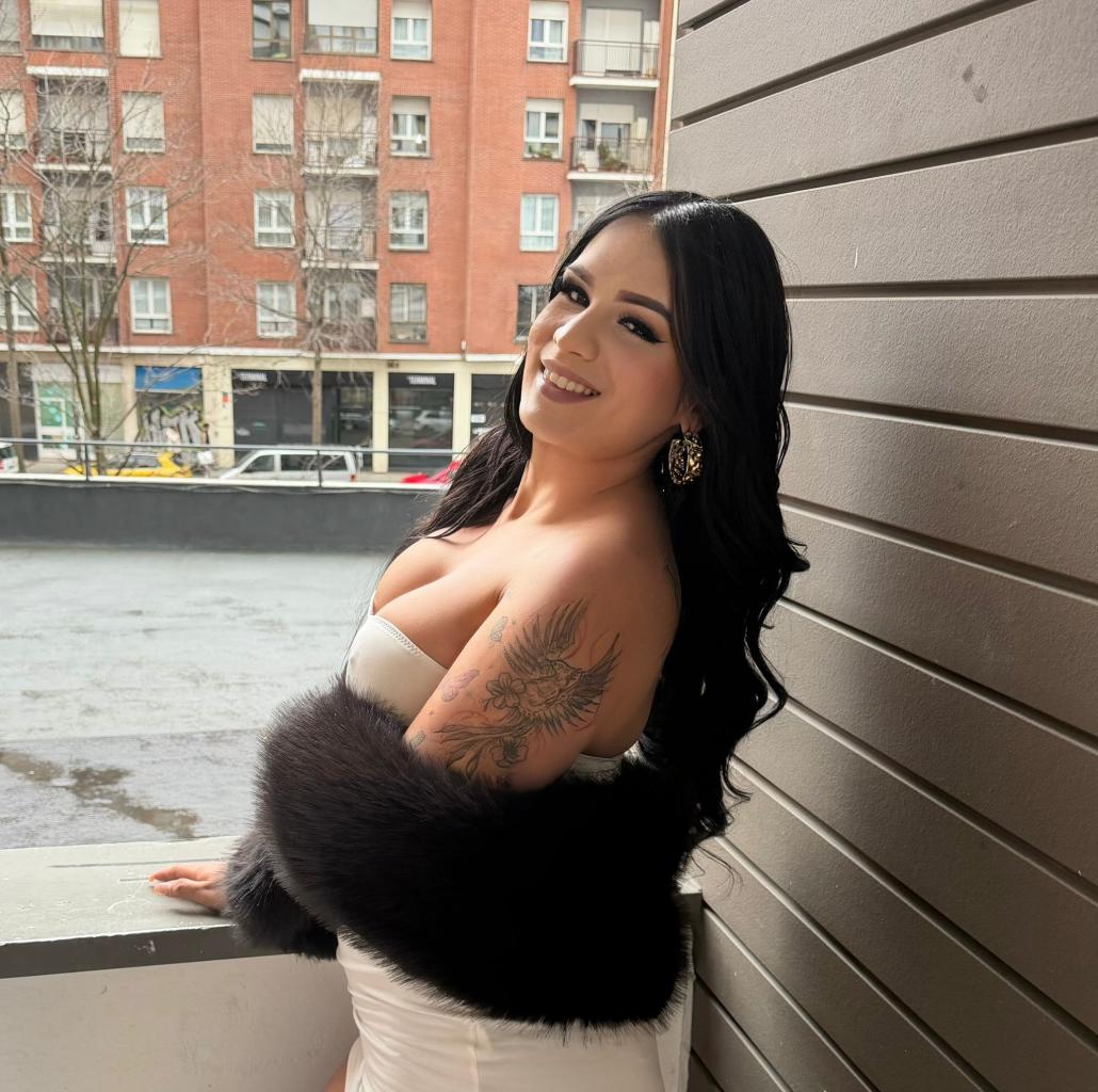 652011287: Travesti en Barcelona