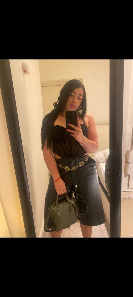 632980763: Chica busca chico en Madrid