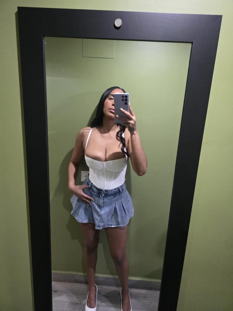 686447550: Chica busca chico en La Rioja