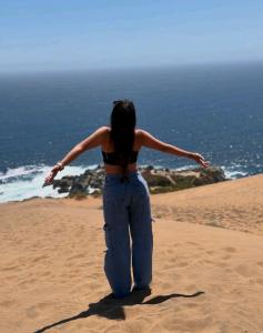 641844352: Chica busca chico en Ibiza