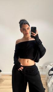 612414243: Chica busca chico en Madrid