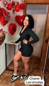661519839: Chica busca chico en Murcia